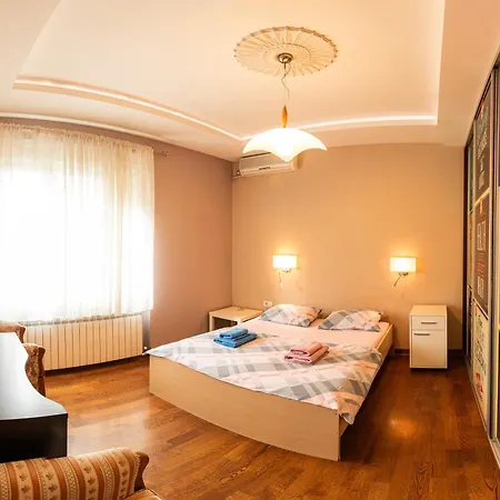 Apartment Center *