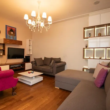 Center Apartment